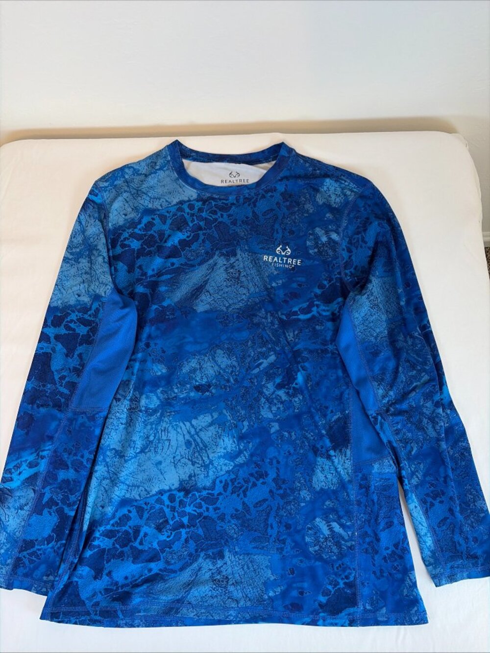 Realtree Fishing Long Sleeve T-Shirt Men's L Blue